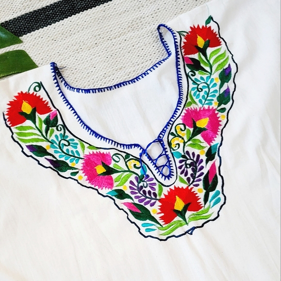 Embroidered | Cotton Muslin | Pueblo Dress - Picture 6 of 12